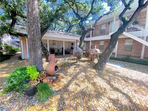 1240 Barton Hills Dr 111, Austin TX 78704