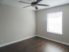 2005 Glen Allen ST 106, 107, Austin TX 78704