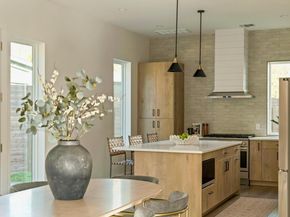 4601 Hank Ave 1, Austin TX 78745