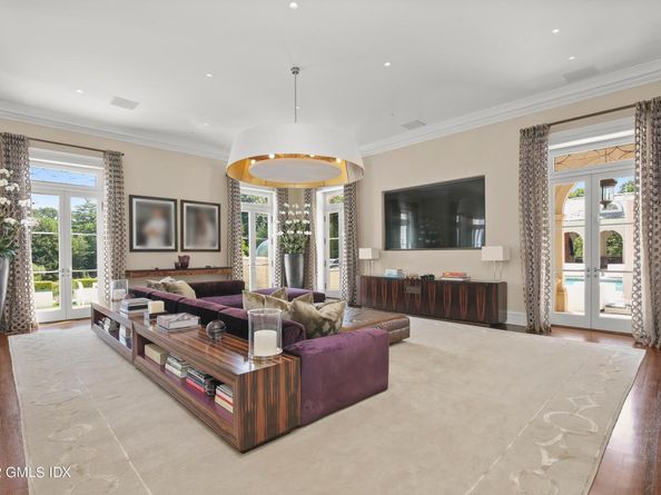 555 Lake Avenue, Greenwich CT 06830