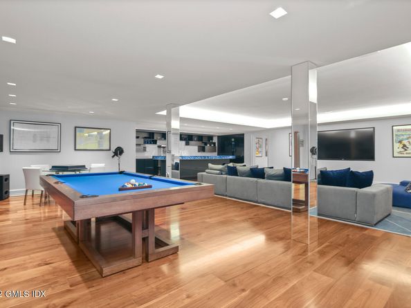 555 Lake Avenue, Greenwich CT 06830