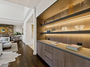 21 Pecksland Road, Greenwich CT 06831