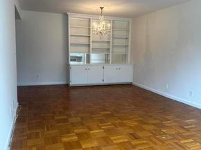 2 Putnam Hill 2E, Greenwich CT 06830
