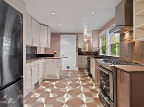 602 Fairfield Avenue, Stamford CT 06902