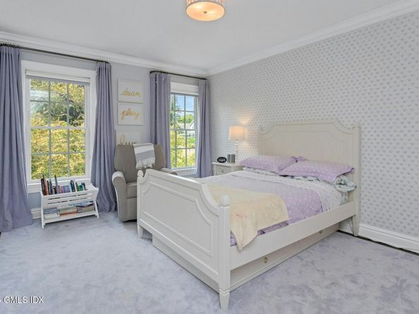 46 Park Avenue, Old Greenwich CT 06870