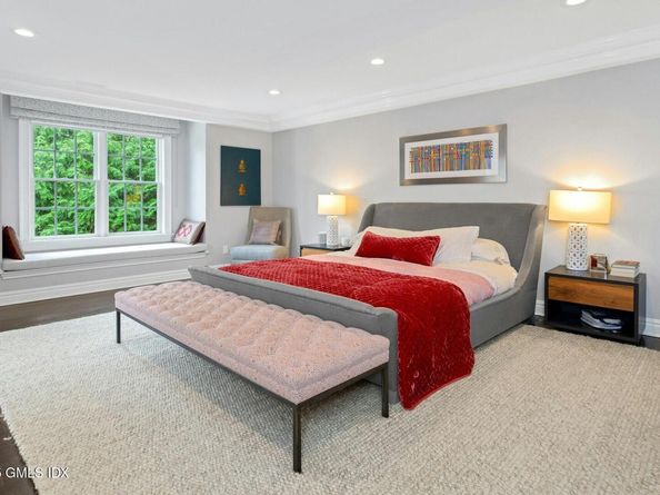 46 Park Avenue, Old Greenwich CT 06870