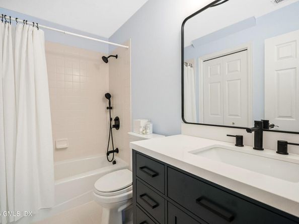 51 Forest Avenue 98, Old Greenwich CT 06870