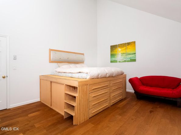 9 River Road 411, Cos Cob CT 06807