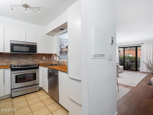 9 River Road 411, Cos Cob CT 06807