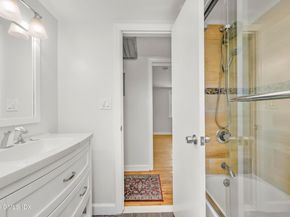 8 Reynolds Place, Greenwich CT 06831