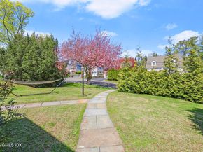 8 Reynolds Place, Greenwich CT 06831