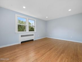 8 Reynolds Place, Greenwich CT 06831