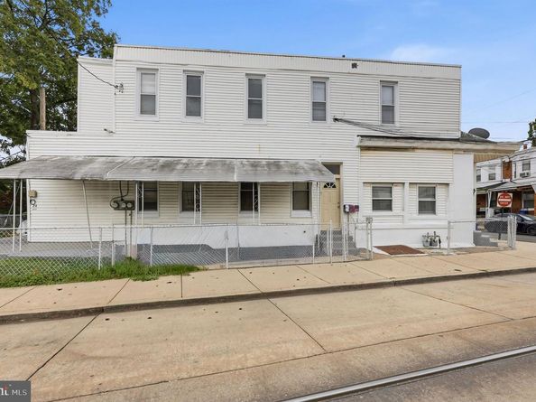 943 Maple Terrace, Darby PA 19023