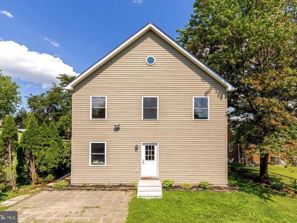 750 N George Mason Drive, Arlington VA 22203