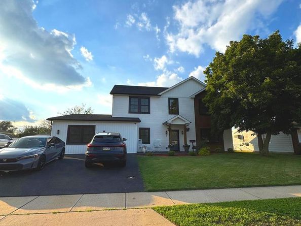 57 Evergreen Lane, Levittown PA 19054
