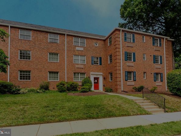 1718 W Abingdon Drive 202, Alexandria VA 22314