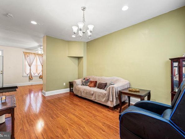6764 Hegerman Street, Philadelphia PA 19135