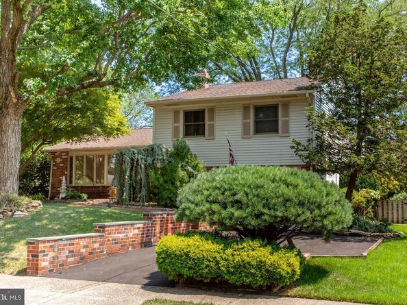 527 Cedarbrook Road, Southampton PA 18966