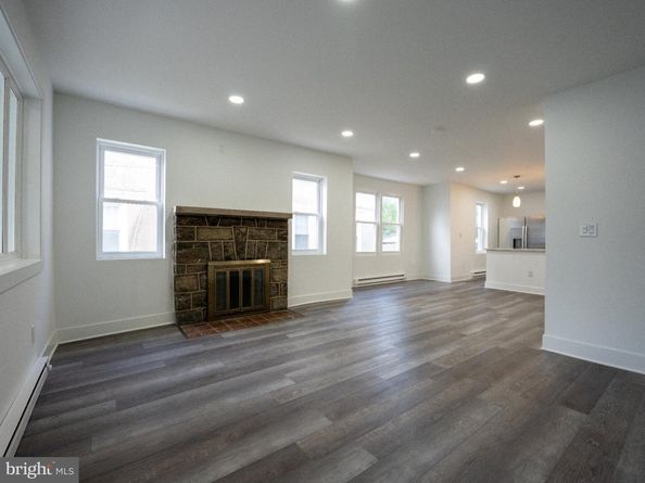 16 S 13TH Street, Darby PA 19023