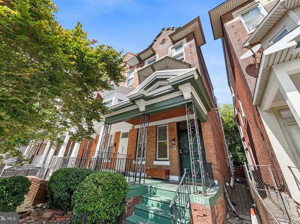 1221 W Allegheny Avenue, Philadelphia PA 19133
