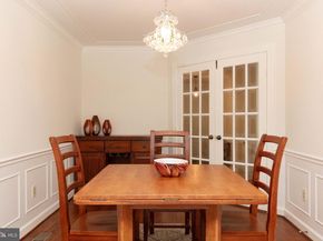 6304 Chaucer View Circle, Alexandria VA 22304