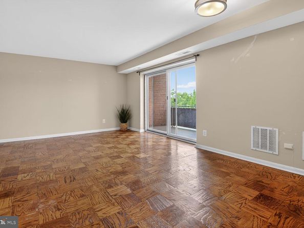 1931 N Cleveland Street 601, Arlington VA 22201