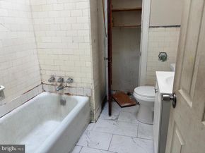 4924 N 8TH Street, Philadelphia PA 19120