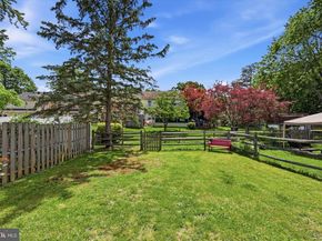 34 Greenwoods Drive, Horsham PA 19044