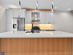 2324 Reed Street, Philadelphia PA 19146