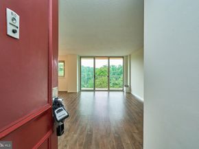 1225 Martha Custis Drive 810, Alexandria VA 22302