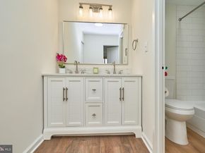 1225 Martha Custis Drive 810, Alexandria VA 22302