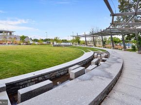 1250 4TH Street SW W113, Washington DC 20024