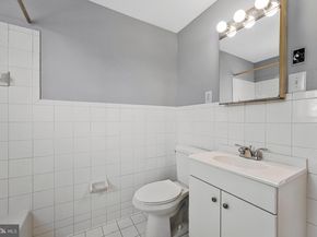 1808 W Abingdon Drive 301, Alexandria VA 22314