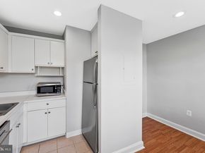 1808 W Abingdon Drive 301, Alexandria VA 22314