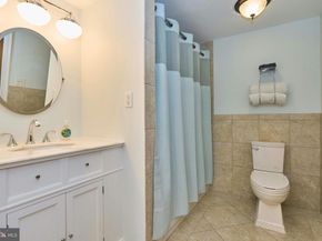 255 N Bryan Street, Arlington VA 22201