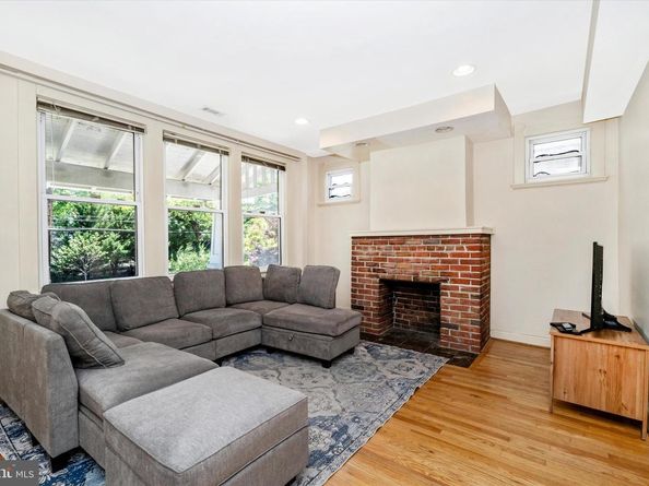 3034 South Dakota Avenue NE, Washington DC 20018