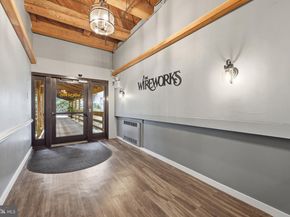 301 Race Street C010, Philadelphia PA 19106