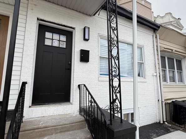 5908 Christian Street, Philadelphia PA 19143