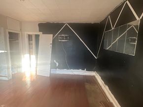 5037 N 8TH Street, Philadelphia PA 19120