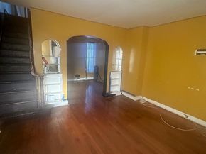 5037 N 8TH Street, Philadelphia PA 19120