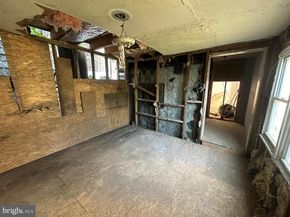 2715 N 12TH Street, Philadelphia PA 19133