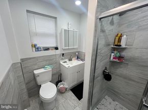 4800 E Roosevelt Boulevard, Philadelphia PA 19124