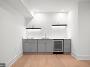 2100 S Nelson Street, Arlington VA 22204