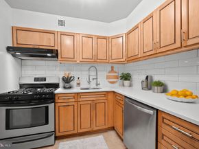 700 7TH Street SW 113, Washington DC 20024