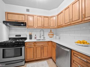 700 7TH Street SW 113, Washington DC 20024