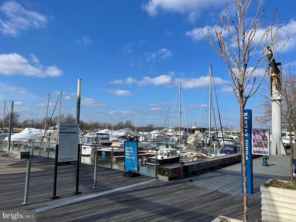 700 7TH Street SW 113, Washington DC 20024