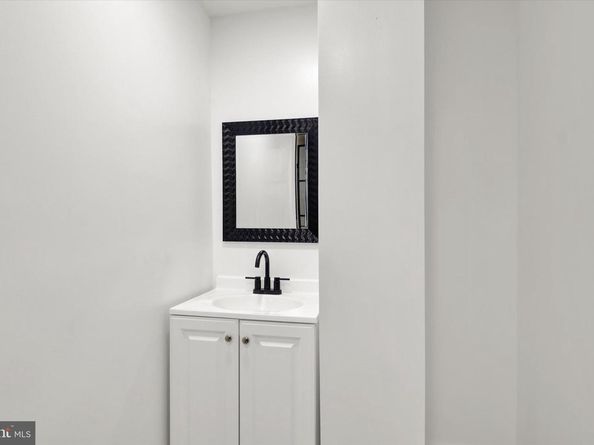 2117 S Alden Street, Philadelphia PA 19143