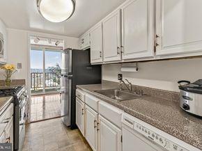 301 N Beauregard Street 1608, Alexandria VA 22312