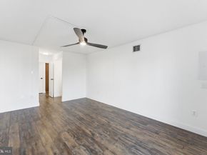 250 S Reynolds Street 508, Alexandria VA 22304