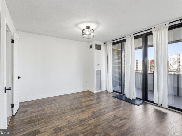 250 S Reynolds Street 508, Alexandria VA 22304